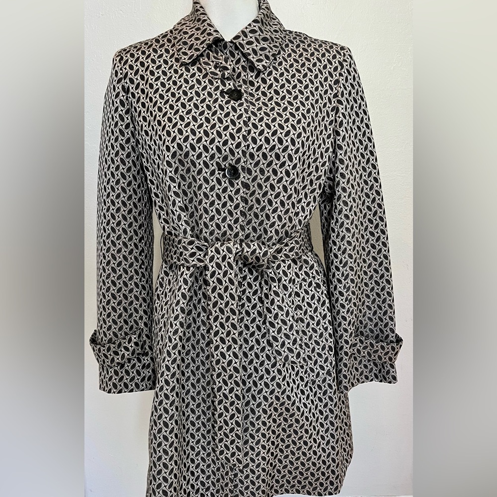 Jones of a New York trench coat.
